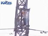 Thanh niên tử vong vì trèo lên cột điện để tỏ tình