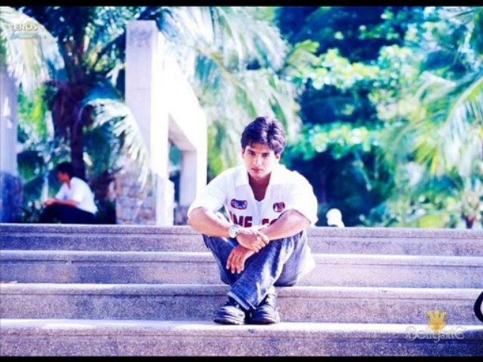 LONELYNESS EMPTINESS BY AMAN SIDDIQUI