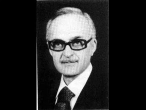 Bekir Sıtkı SEZGİN - Sen saçlarıma koşan aklar gibisin-Hicaz