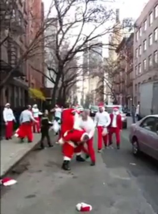 Grosse baston de Pères NOEL! En mode street fight!