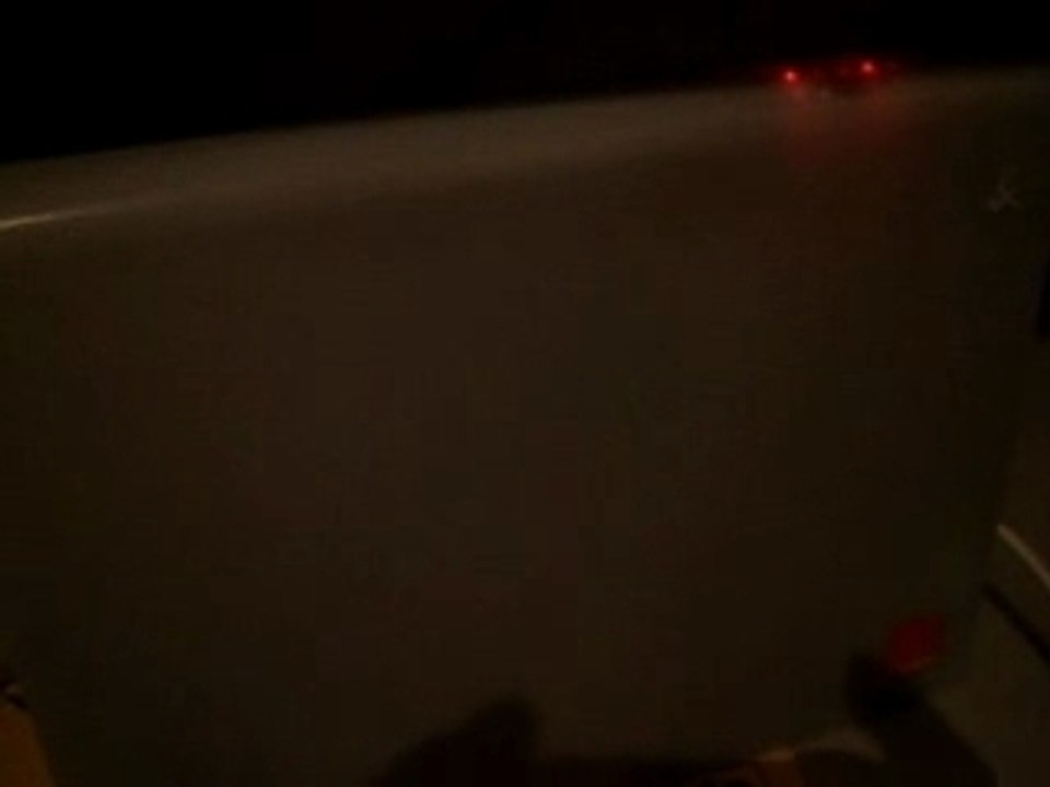 LIVE BOX.