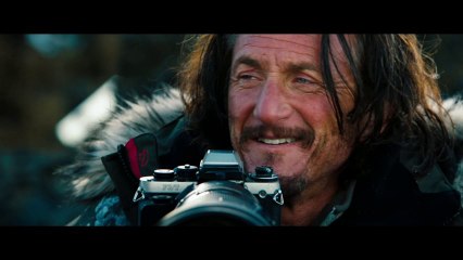The Secret Life of Walter Mitty (2013)-Exclusive Trailer