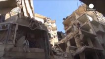 Bombardamenti indiscriminati ad Aleppo, città martire siriana. Almeno 400 morti