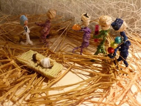 CAPBRETON - Exposition de crèches a l' Eglise Saint Nicolas.