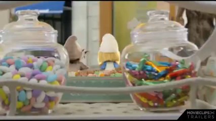 Şirinler 2 Şeker Dükkanı Sahnesi