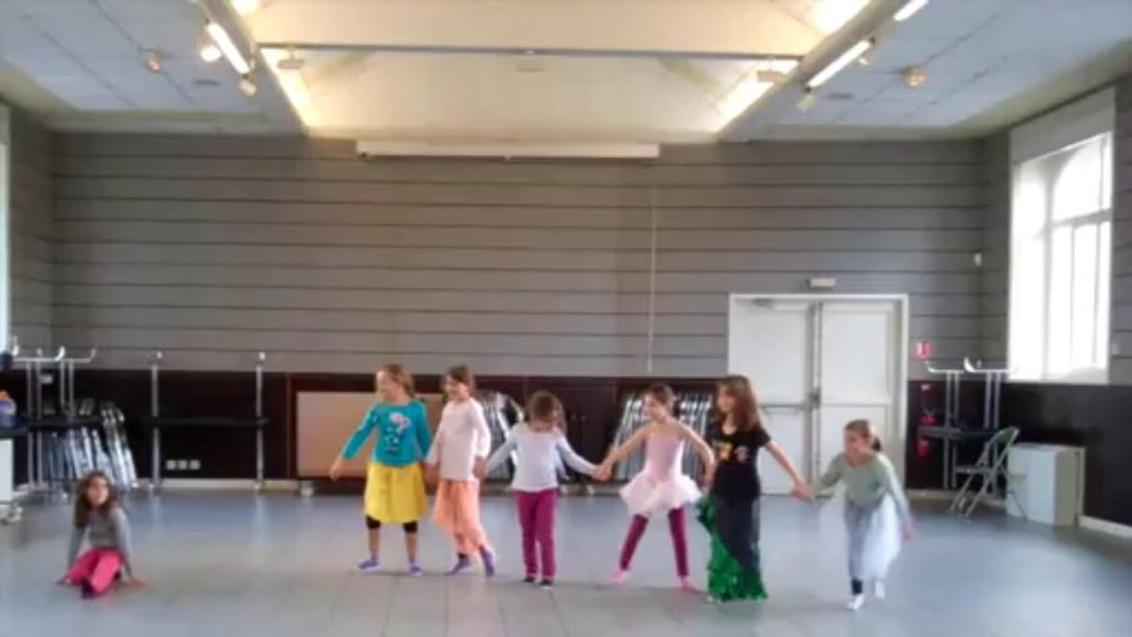 Première danse des 6-9 ans 2013