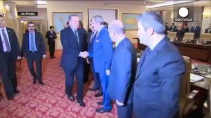 Tải video: Turchia, scandalo corruzione, un terzo ministro si dimette