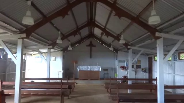 Nouvelle Caledonie: Le village fantome de la mine de Tiébaghi (son eglise)