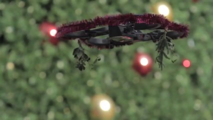 Le "Drone Gui" refait surface. Embrassez-vous dessous...