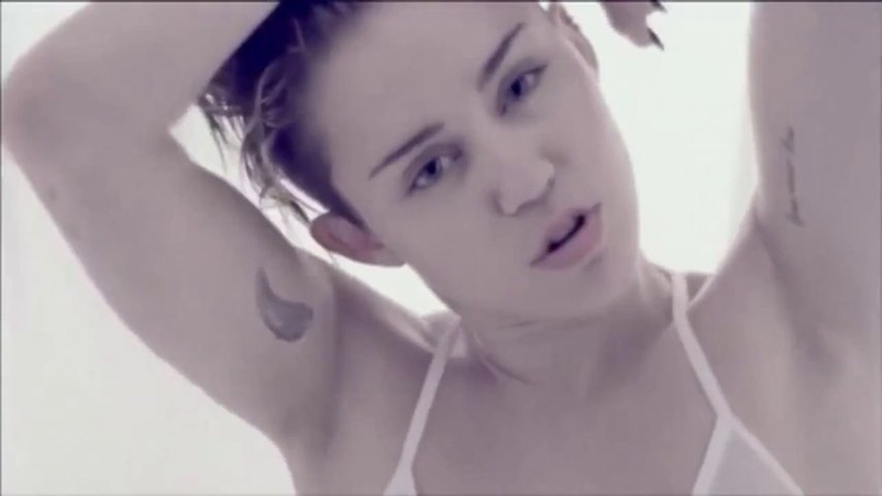 Miley Cyrus - Adore You