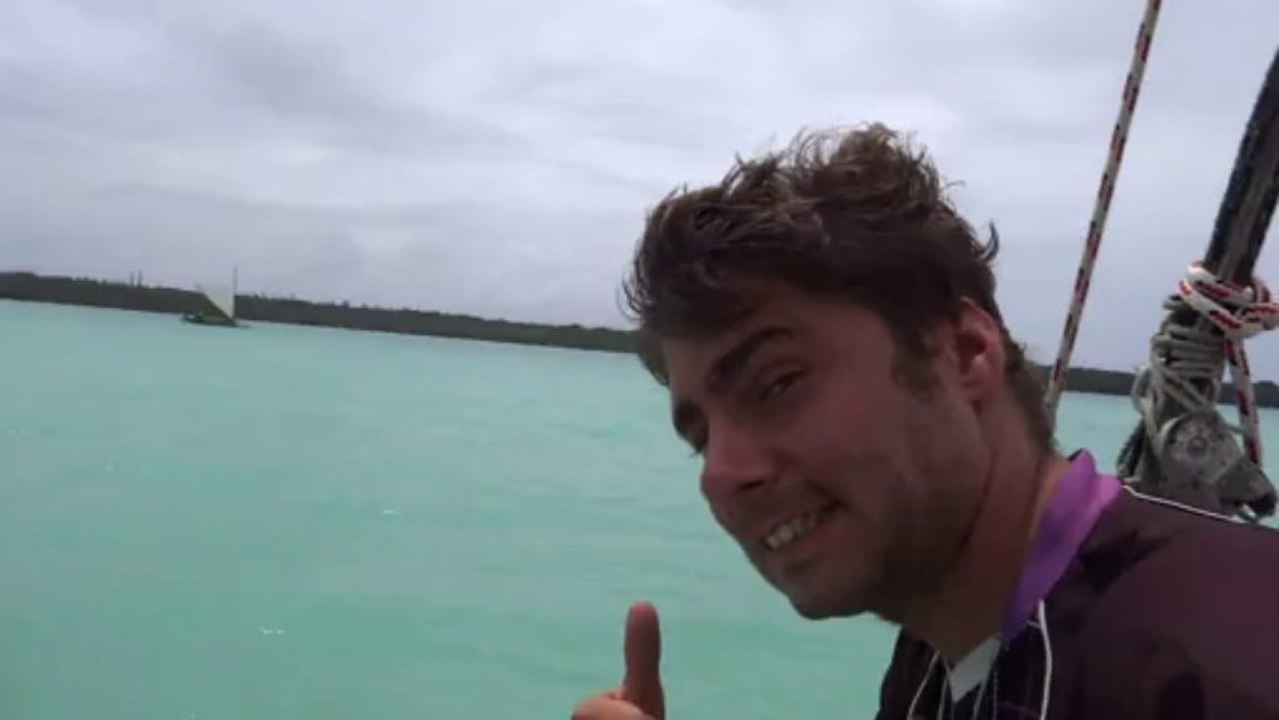 Nouvelle Caledonie: Voyage en pirogue du coté de L'Ile des Pins