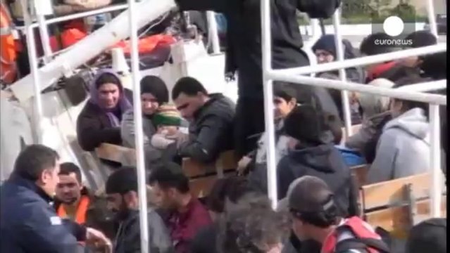 Grecia intercepta una embarcación con 94 inmigrantes ilegales
