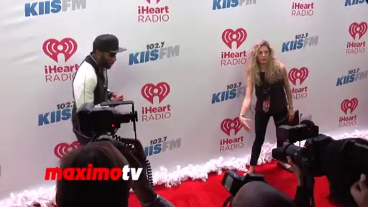 Jason Derulo KIIS Jingle Ball red carpet arriva...