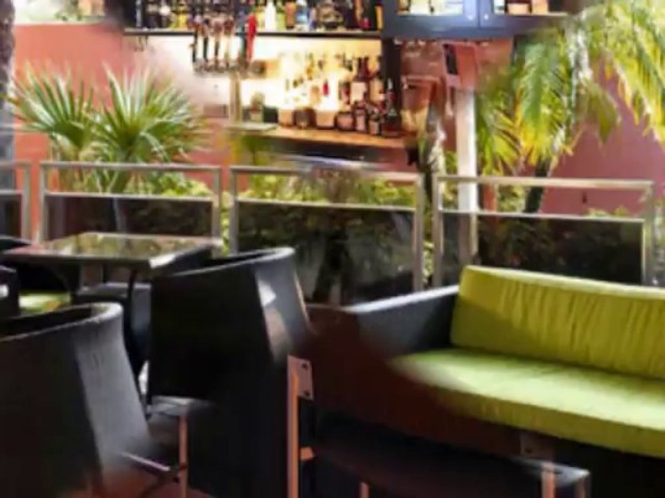 Hotels near convention center