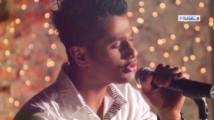 Tum Hi Ho - Acoustic Cover  - Mohan WikramaSooriya - Full HD MP4 [www.Music.lk]