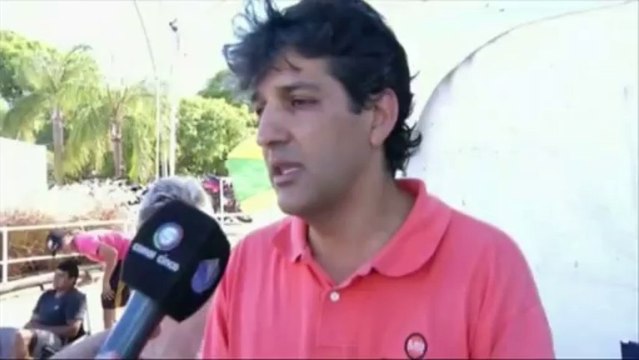 Attaqués par des piranhas sur une plage le jour de Noël