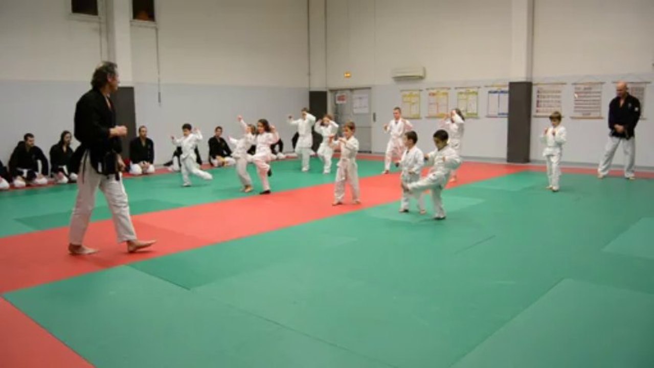 Demonstration des enfants _ Kempo Club du Muy