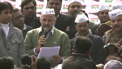 Kejriwal, AAP MLAs to take metro train to swearing-in venue