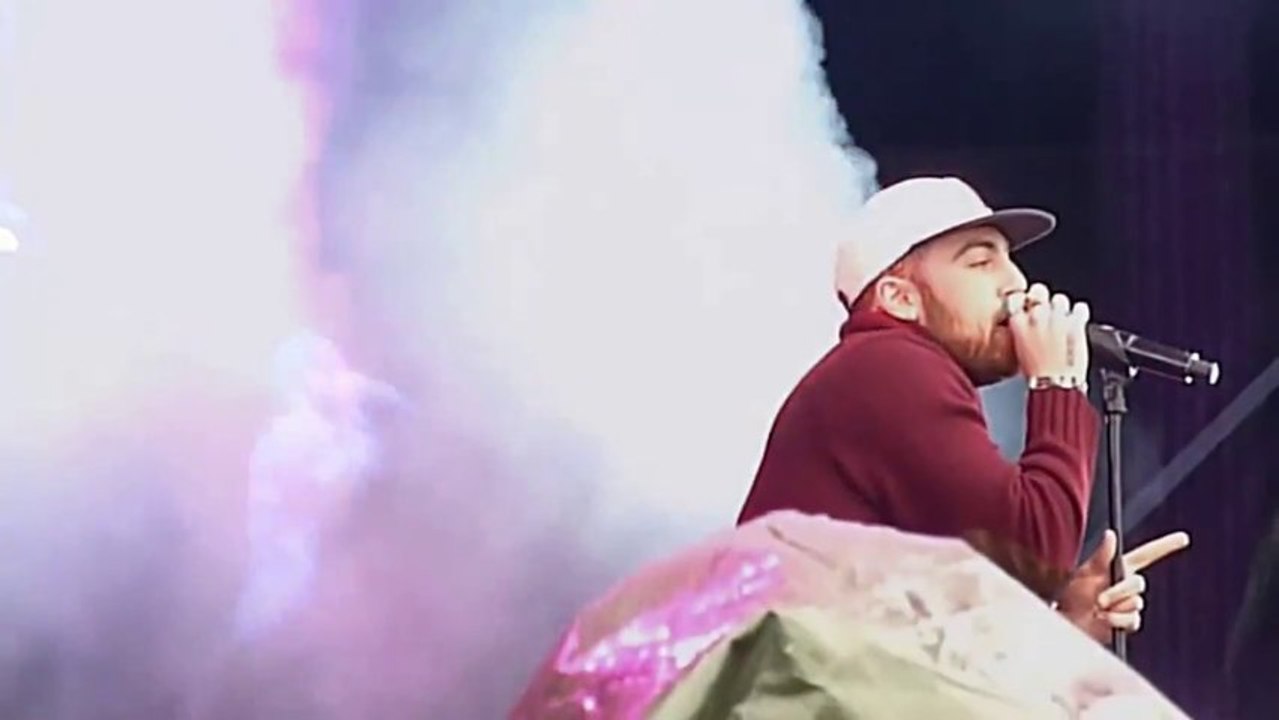 Mac Miller vs. Steve Poindexter - Man In The Hat ( The Heaven & Earth Division Mash-Up )