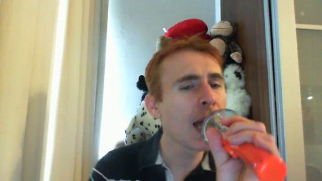 Wiwi égratigne "pied de poule" de Geneviève Lapointe