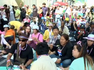 Таиланд: протестующие не добились переноса выборов