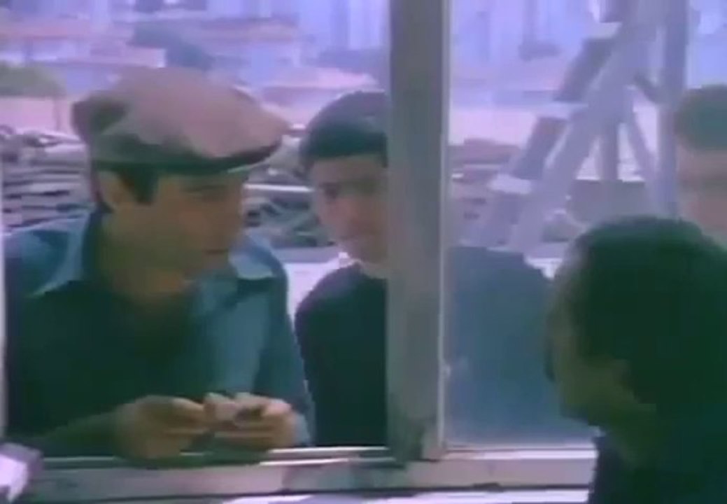 Kemal Sunal - Kibar Feyzo Filmi Bende Harranlıyım