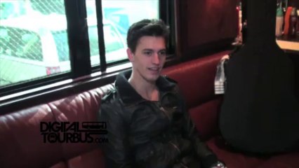 Asher Monroe - BUS INVADERS Ep. 322