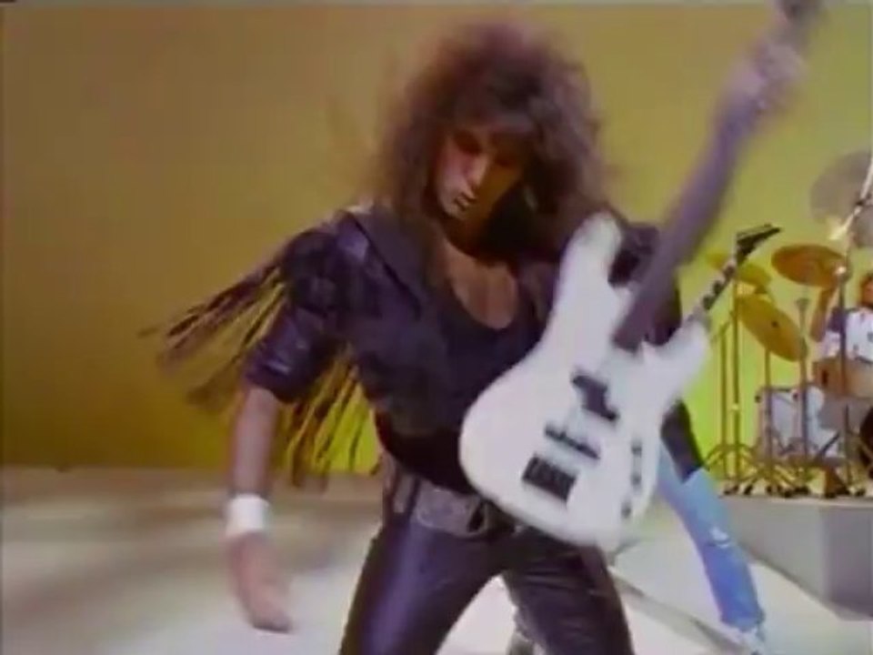 Bonfire - Sweet Obsession (BMG International,1987)