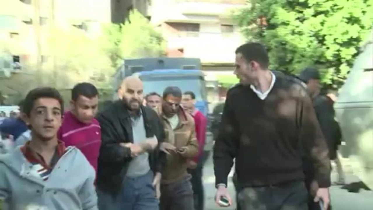 Three killed, hundreds arrested in Egypt clashes