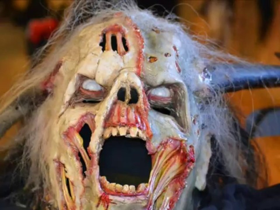 Fotostory vom Perchtenlauf 2013 in Pullman City