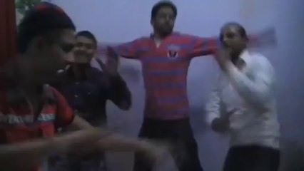 Funny Dance with Fighting (Punjabi Kanwaray Munday)