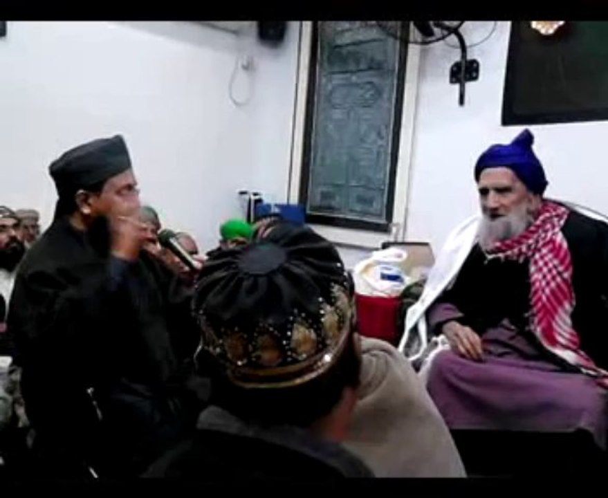 26-12-2013 Part III @ Aastana e Aalia Qadriya Baseeriya Qadeeriya Rasheedia .........