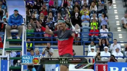 Nadal secures third