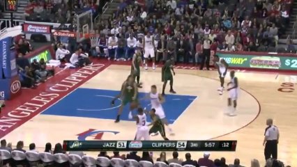 Blake Griffin met la misère à Enes Kanter au poste bas