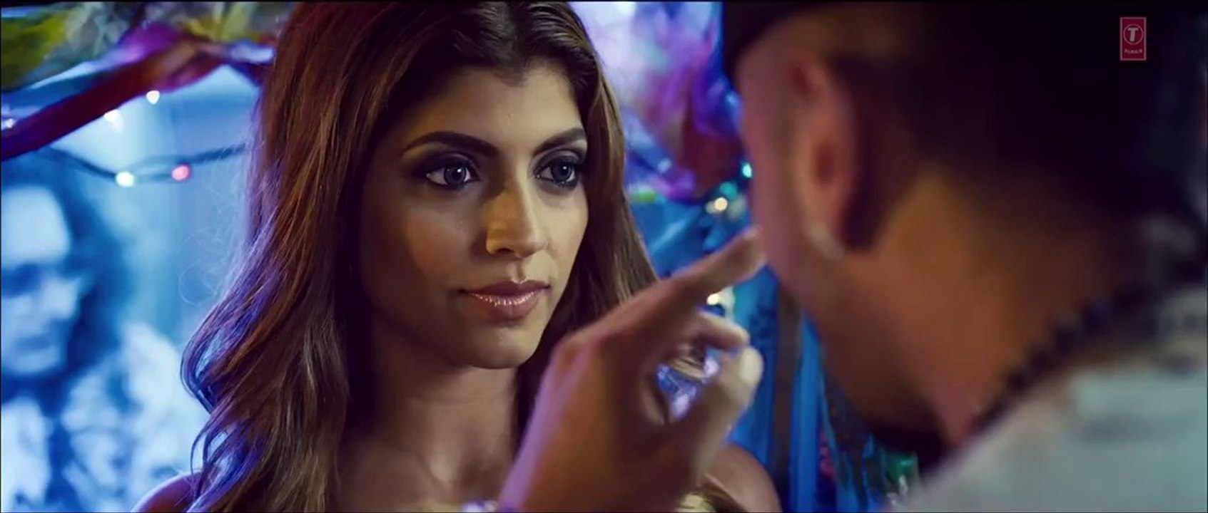 [HD] Blue Eyes Full Video Song HD 720P YoYo Honey Singh-Prince DVD