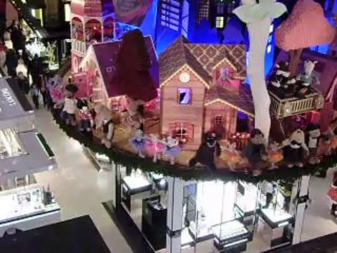 2013 Paris Galeries Lafayette / Sapin de Noël (vidéo 1)