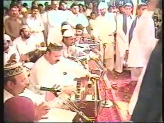 Jag tum par baal har mary mehr ali shah kalam pir Naseer