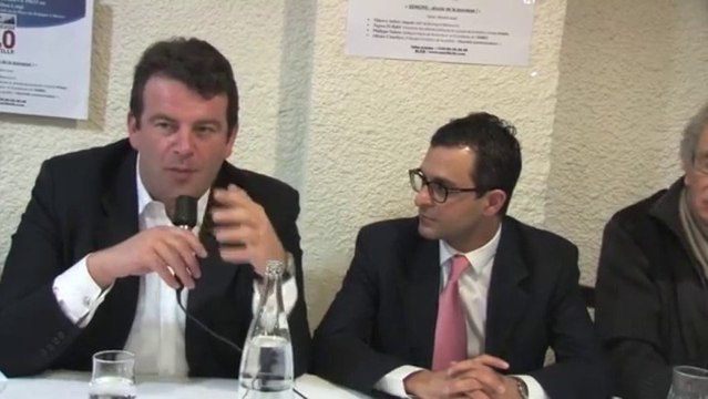 Le député UMP Thierry Solere soutient Arash Derambarsh à Bécon Courbevoie