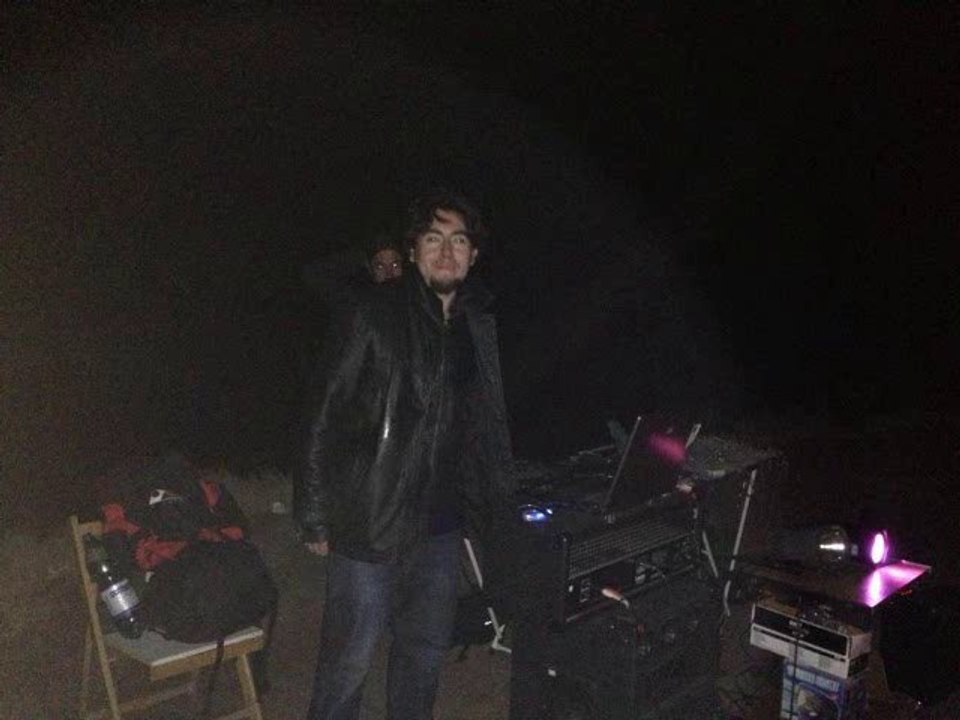 Dj Loncho-  Cascadazo 9.0  (Grabado en el fogón de la Cascada,cercanías de Calama,Chile)