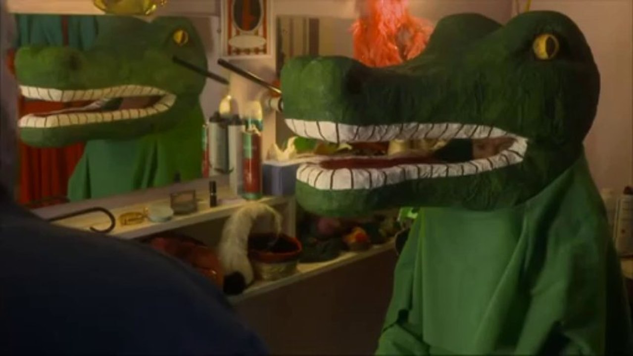 BBC Doctors Series 15 Episode 6 The Punch and Judy Man 09/04/13