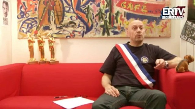 Alain Soral déclare qu'il ne fera plus la quenelle