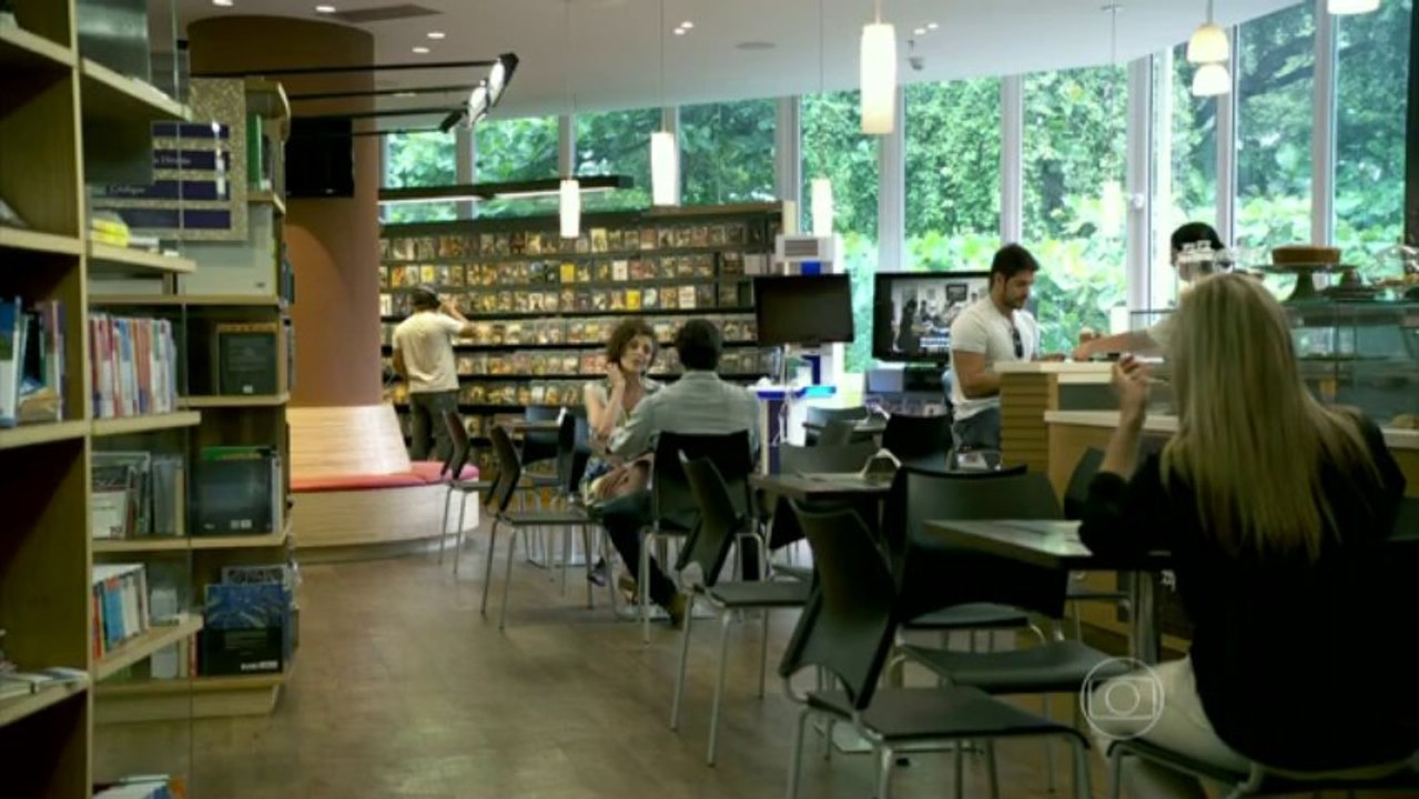 Natasha se recusa a contar para Lídia quais são seus planos contra Thales