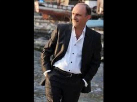 İnternet Güzeli - Ceyhun Şişmanoğlu