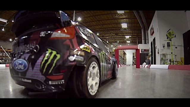KenBlock parodié avec des Voitures télécommandées... Magique...