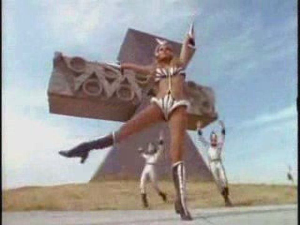 Raquel Welch • Scifi dance • 1970