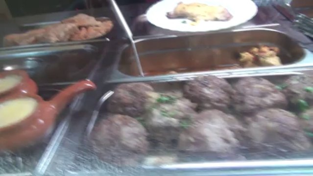 Бизнес-центр «Нагатинский». Управляющая кафетерия «Ланч-холл» об удобствах бизнес-центра.