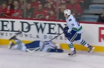 Tom Sestito vs Brian McGrattan - Hockey Fight - Vancouver Canucks