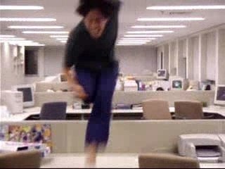 Saut de haies au bureau