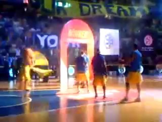 Ντόνι η μασκότ της Μακάμπι