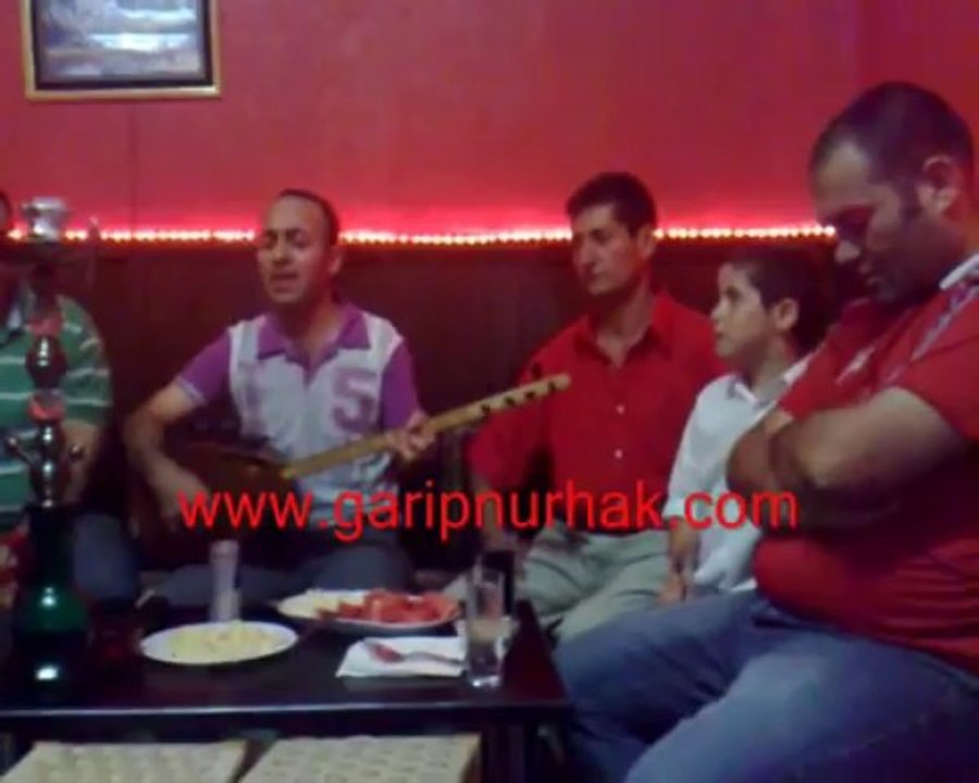 Garip Nurhak - Dağlar Bana Uzak Oldu
